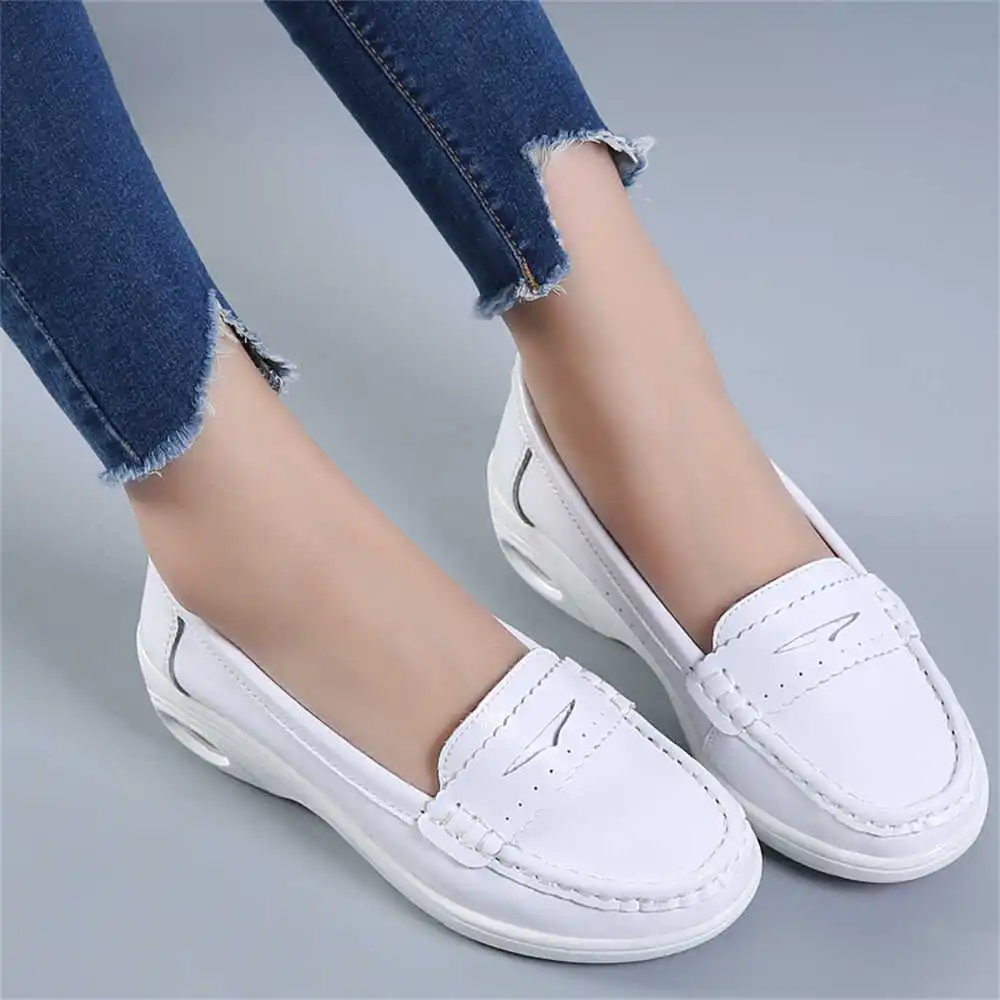 Vintage Fashion Collecting And Wearing Designer Classics - Thick Sole Slipon White Trainers For