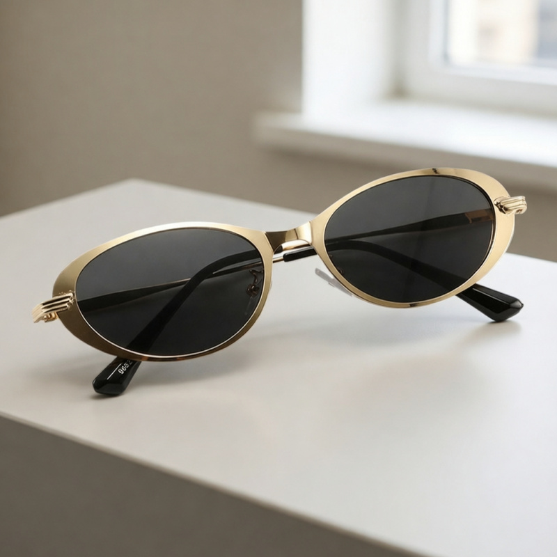 Vintage Fashion Influencers - 80s Vintage Designer Cat Eye Sunglasses