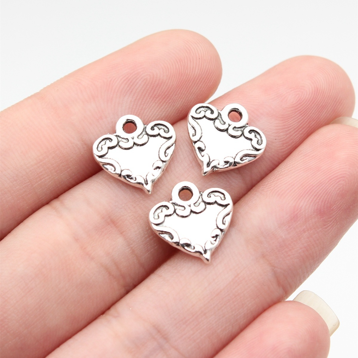 Vintage Fashion Theme - Grid Heart Couple Wedding Charm Pendant