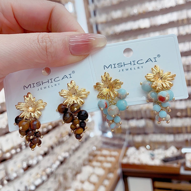 Turquoise Grape Cluster Stud E - đánh giá và giá Vintage Fashion Influencers