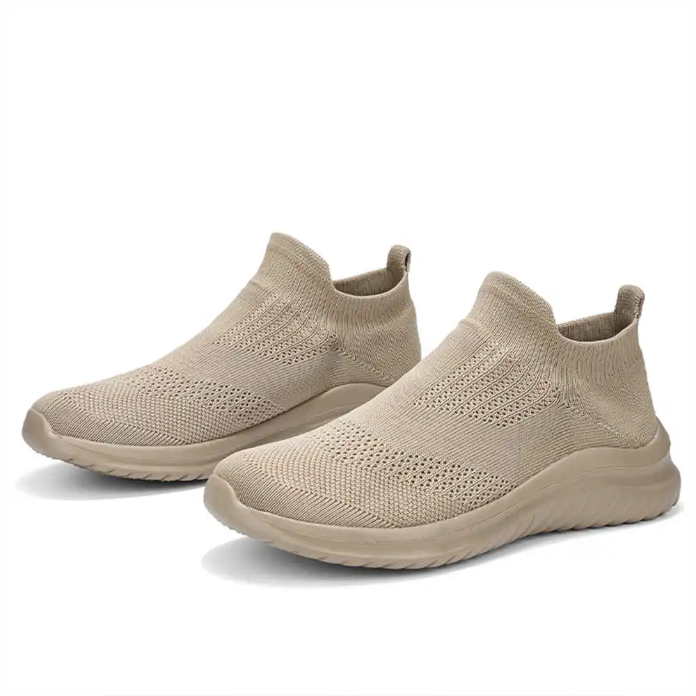 Beige Soft New Novelty Tennis  - đánh giá và giá Vintage Fashion Reseller