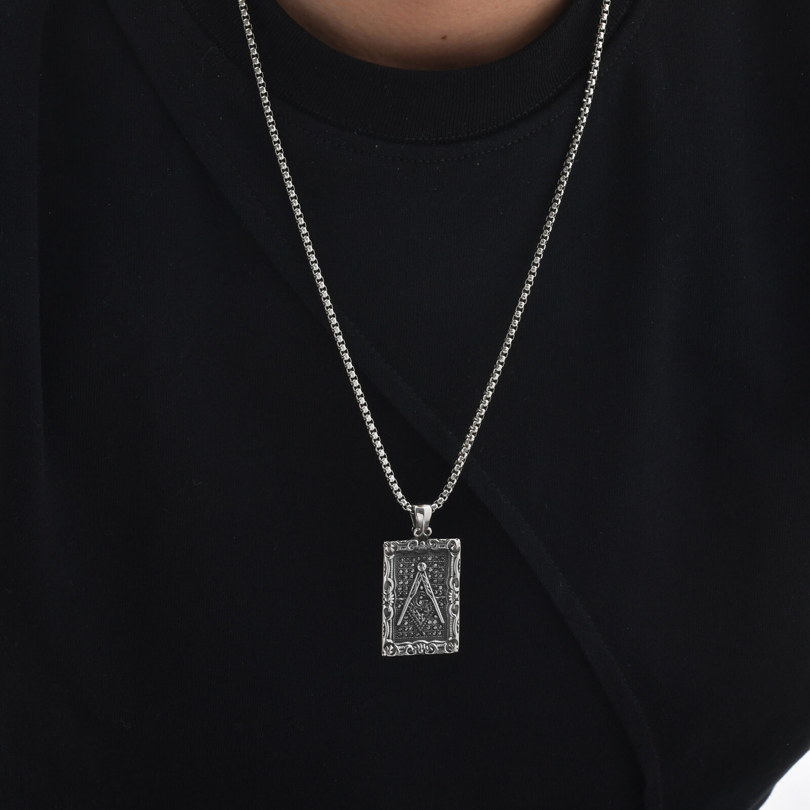Freemason Square Pendant Neckl - đánh giá và giá Vintage Fashion Tags