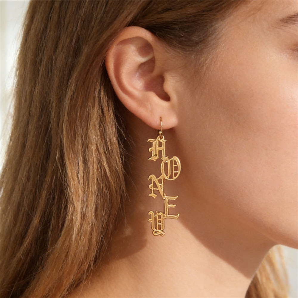 Super Unique Gold Color Gold E - đánh giá và giá Vintage Fashion Font